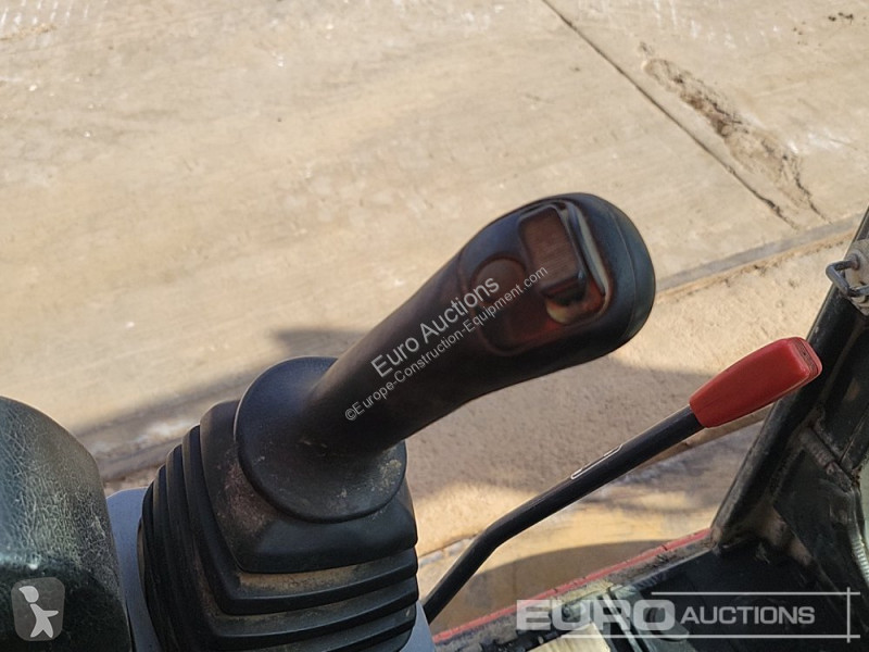 Escavatore Kubota KX080-4
