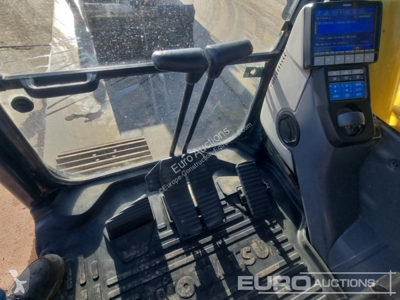 Graafmachine Komatsu -11