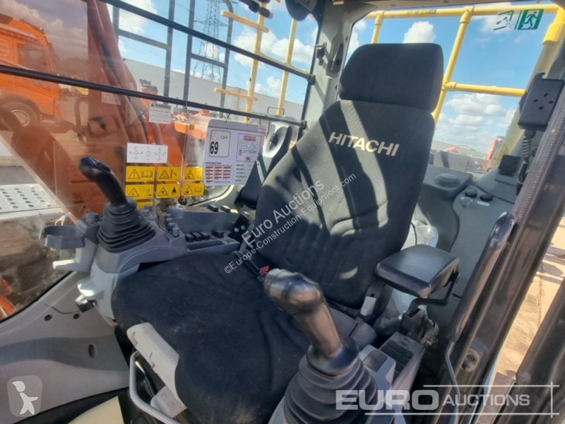 Excavadora Hitachi -7