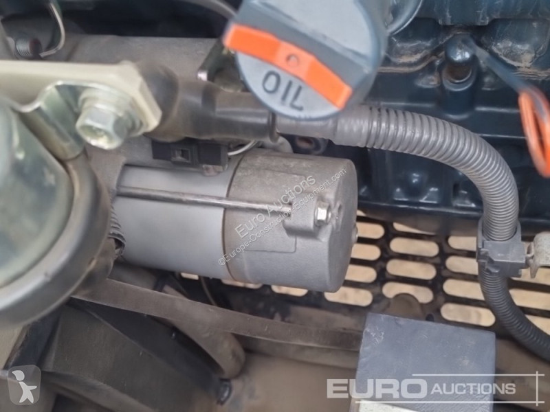 Lopatový nakládač Kubota U48-4
