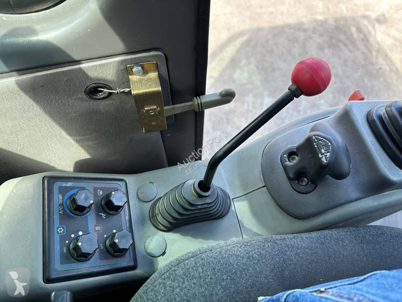 Skovel Volvo D
