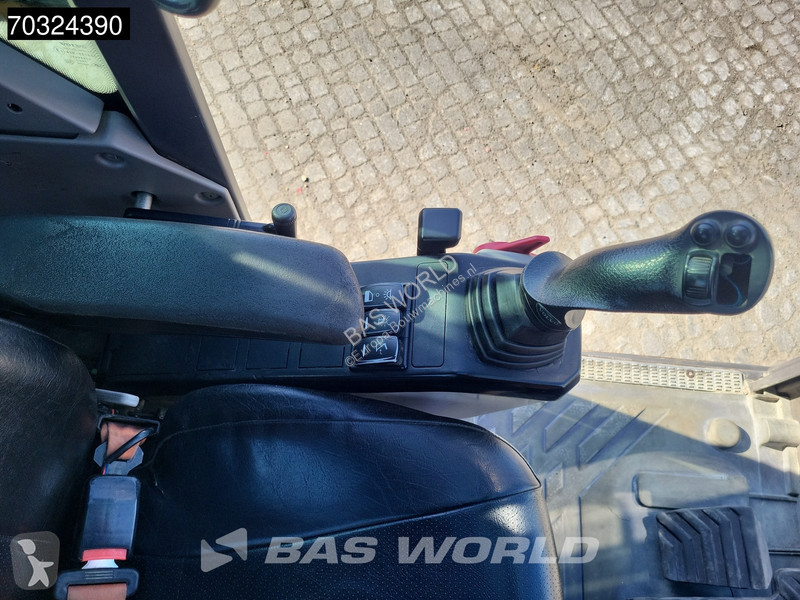 Lopatový nakládač Volvo ECR235 E L Tiltrotator...