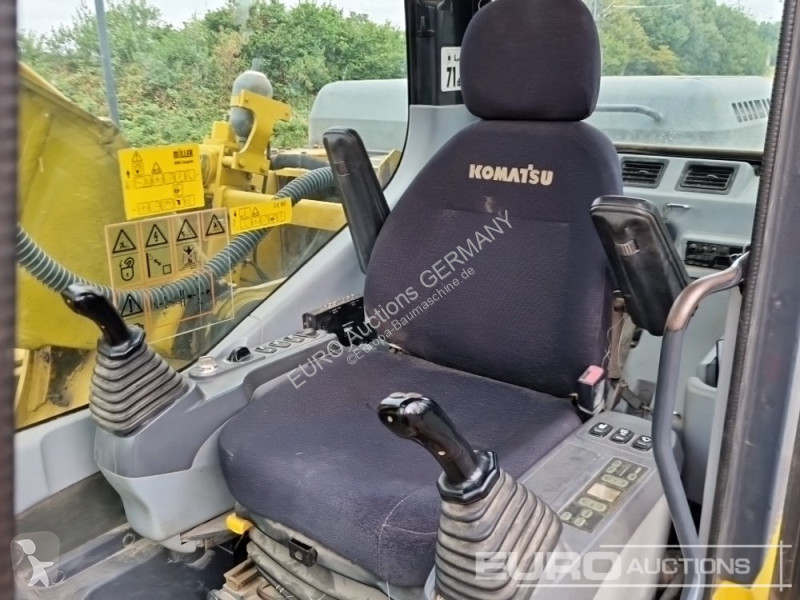 جرافة Komatsu PC210LC-7K