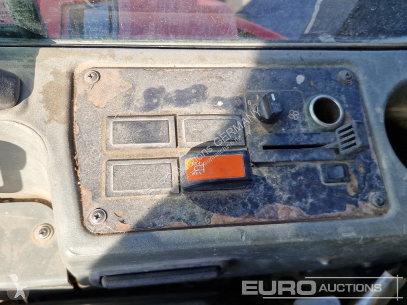 جرافة Yanmar ViO33-U