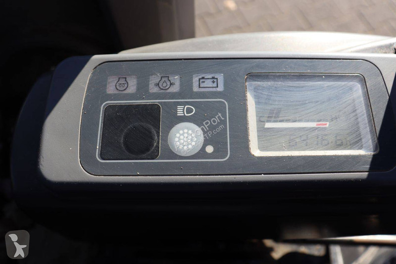 جرافة Hitachi CLR