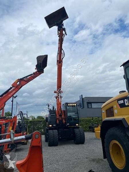 Экскаватор Hitachi 140 W-6