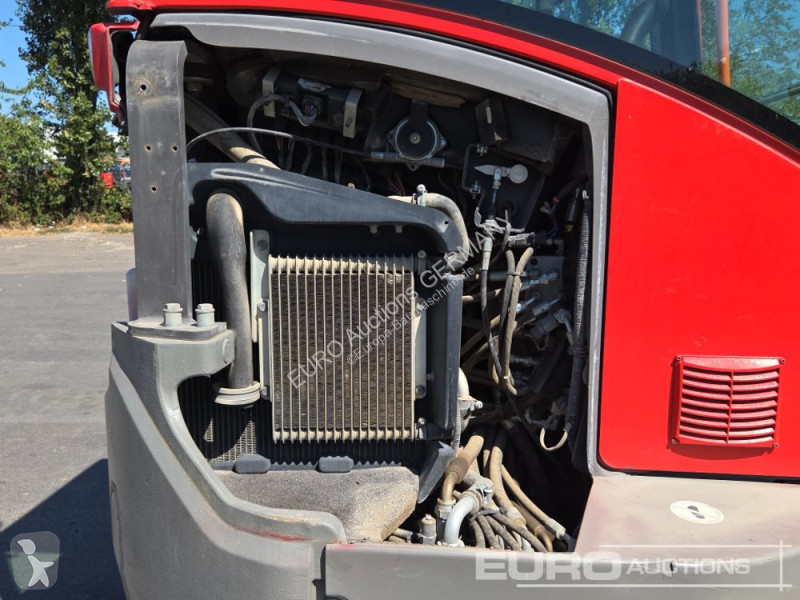 جرافة Volvo ECR25D
