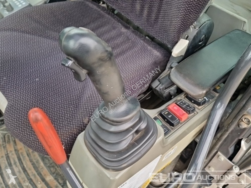 Pelle Hitachi ZX220W-5