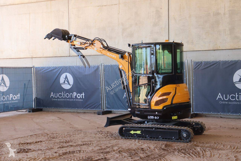 Captok 30C excavator