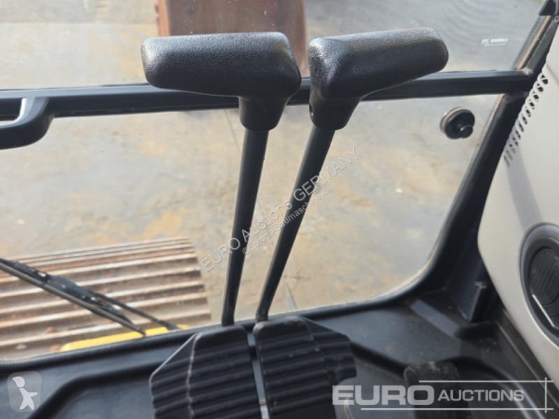 Багер Komatsu LC-11E0