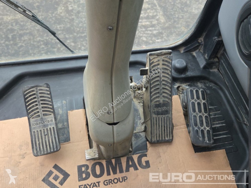 Graafmachine Komatsu PW148-8
