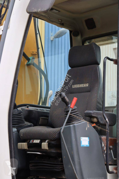 جرافة Liebherr