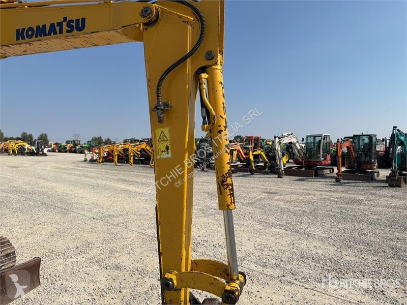 جرافة Komatsu