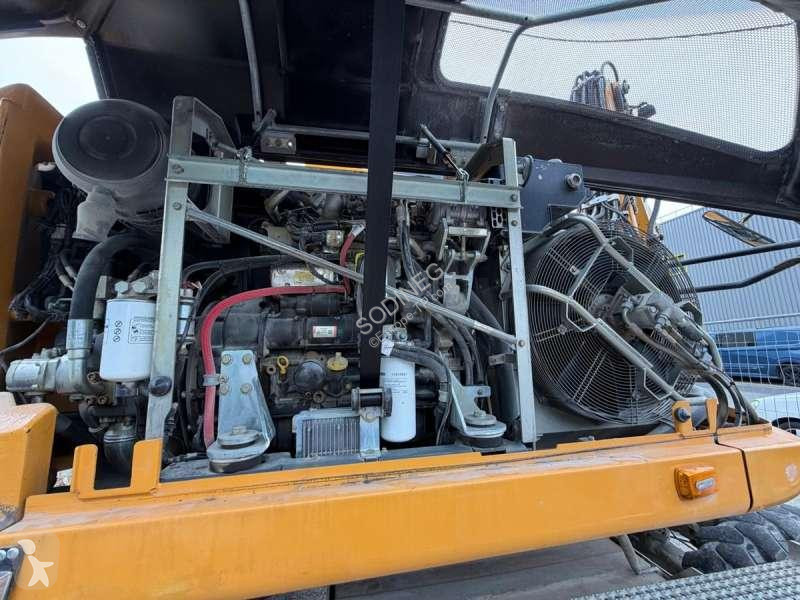 Pelle Liebherr A  COMPACT