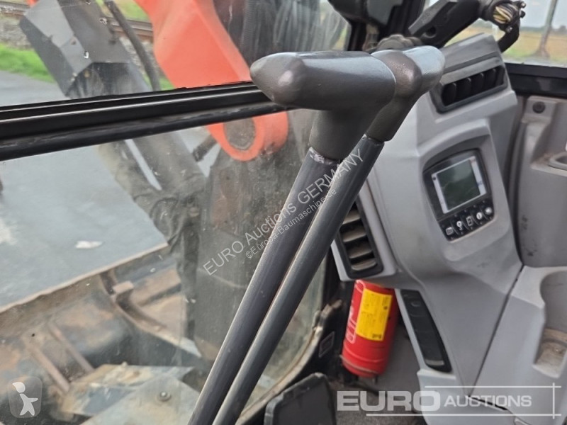 Excavator Kubota KX080-4