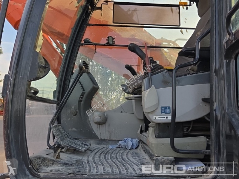 Skovel Hitachi 6