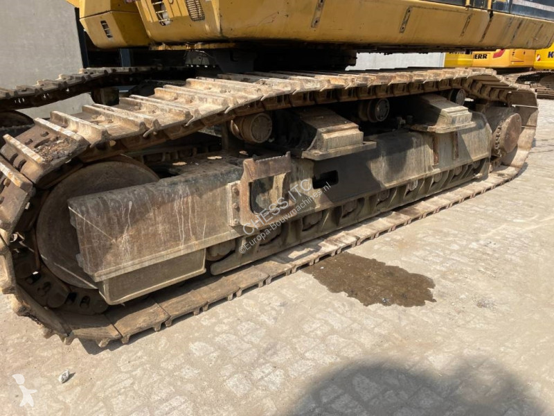 Escavatore Caterpillar UHD -- 31.5 mtr --...