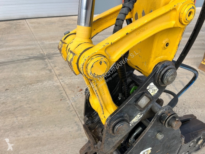 Excavator Komatsu MR-8