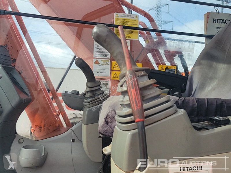 Escavatore Hitachi -5B