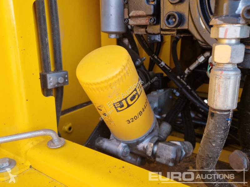جرافة JCB 220X LC