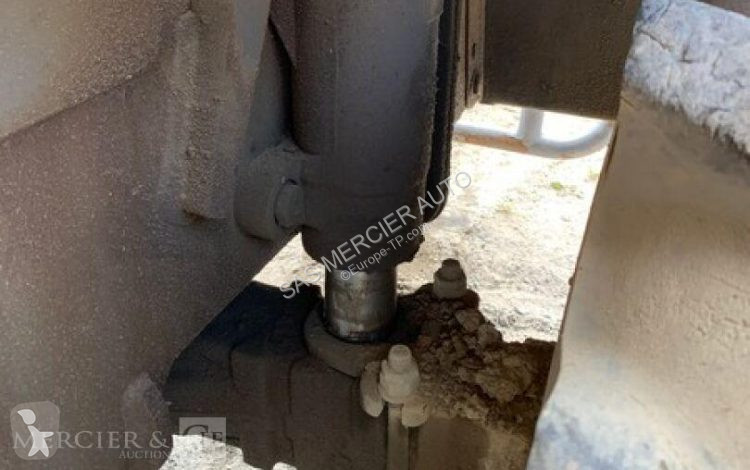 جرافة Mecalac pelle sur pneus diesel