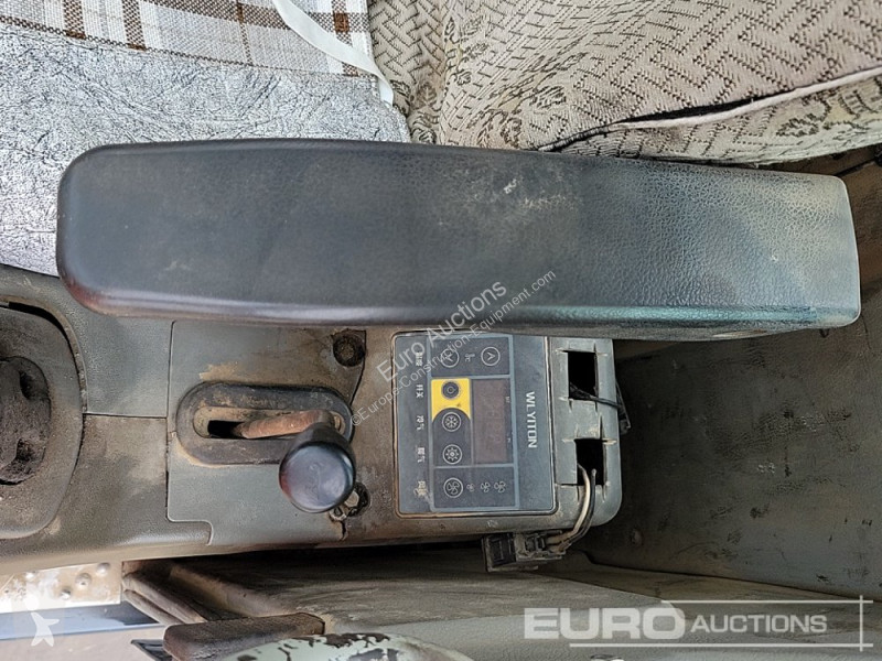 Escavadora Kobelco -C