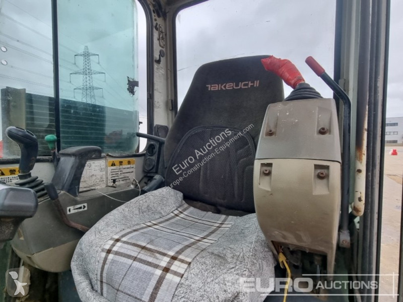 Excavadora Takeuchi TB150C