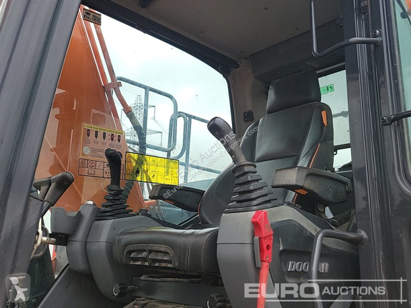 جرافة Doosan -7