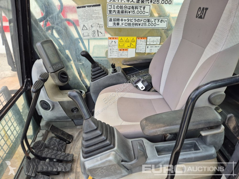 Escavatore Caterpillar 2