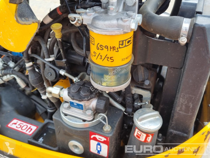 جرافة JCB