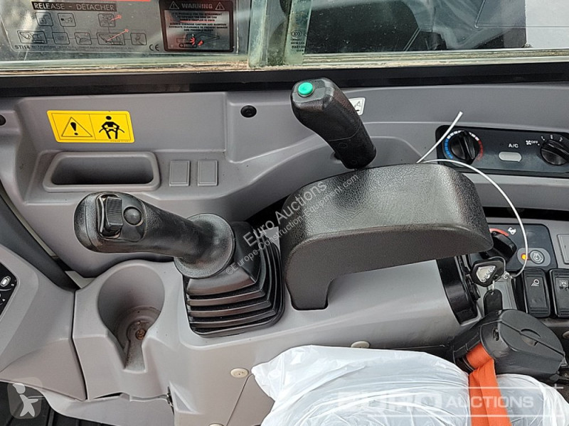 Escavatore Kubota KX080-4A2