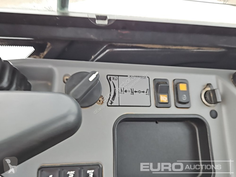 Escavadora Bobcat Z