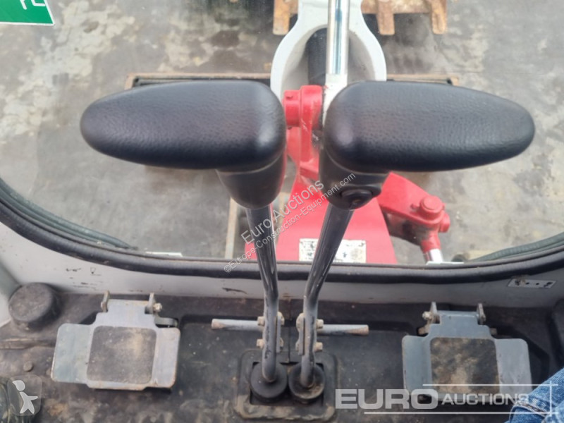 Graafmachine Takeuchi TB216