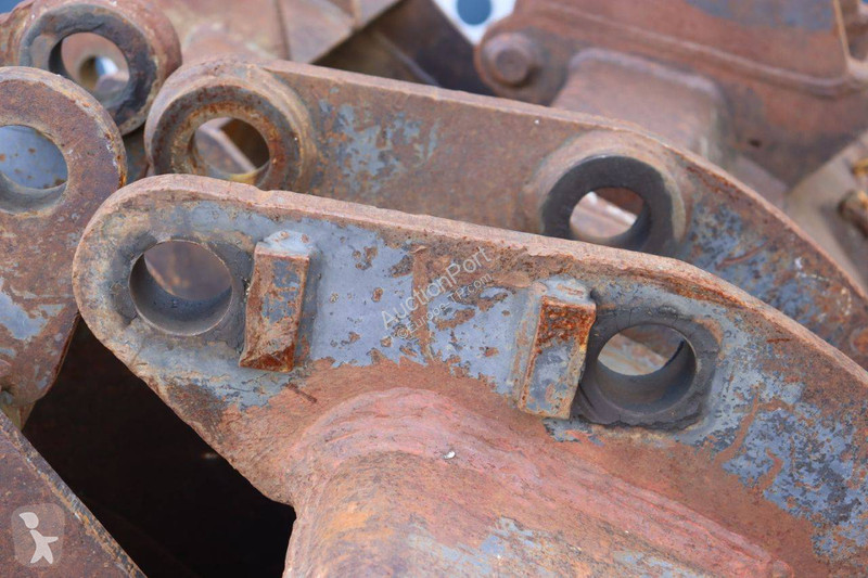 Escavadora Pel Job 233