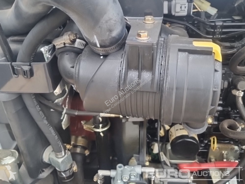 Lopatový nakládač Bobcat E19
