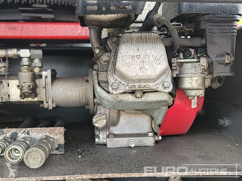 Escavatore Caterpillar