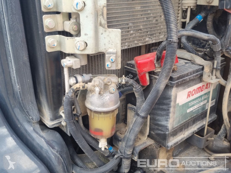 Lopatový nakládač Hitachi ZX33U-6 CLR