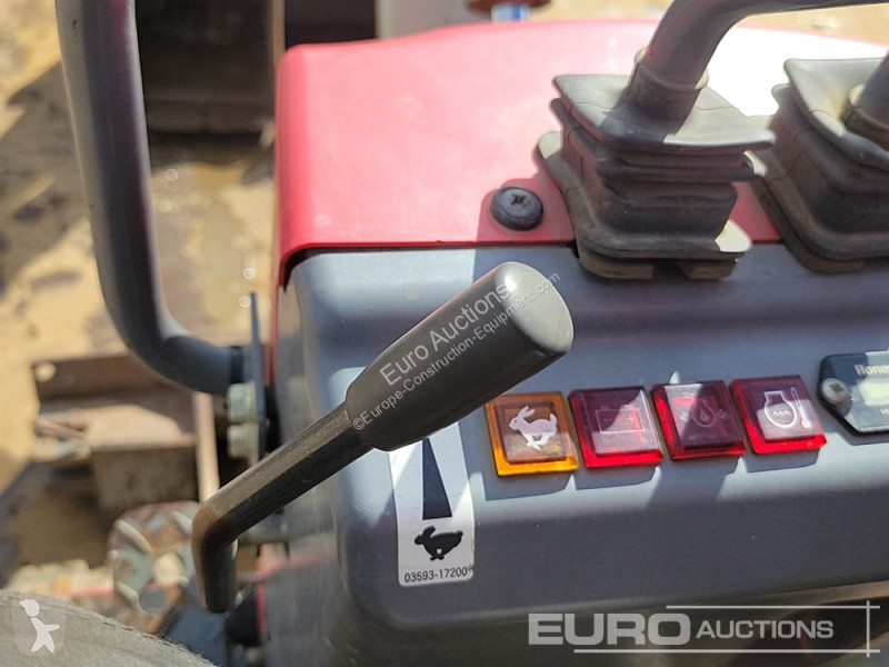 Graafmachine Takeuchi TB210R