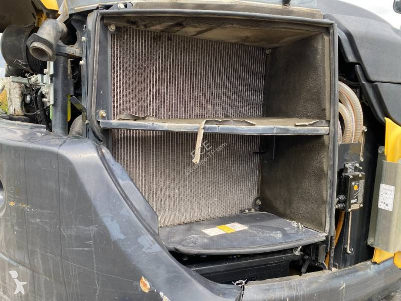 جرافة Yanmar SV 100-2A -1er Main endommagée