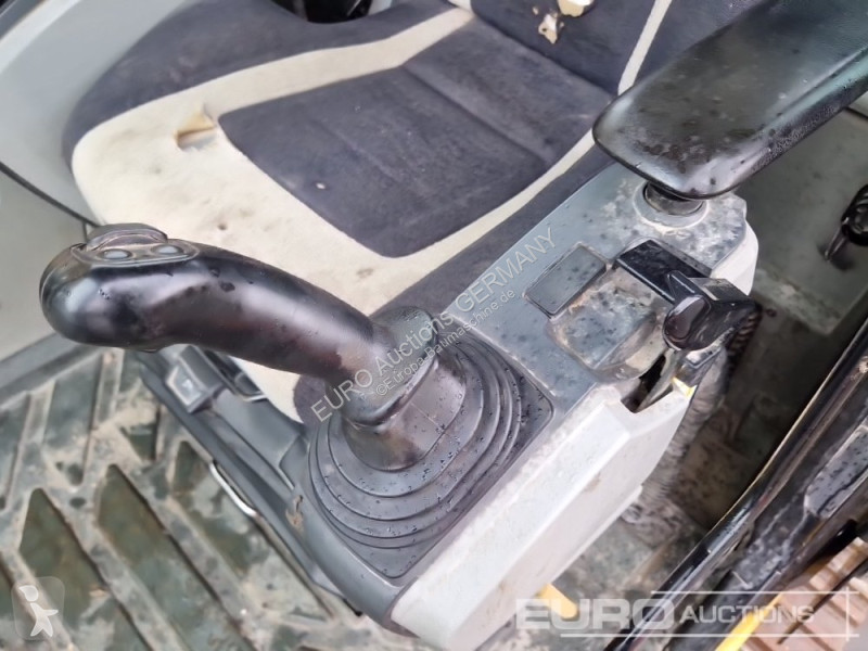Excavator Caterpillar 330F