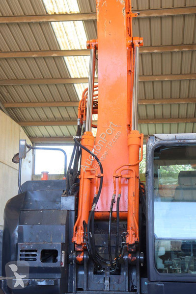 Excavator Hitachi ZAXIS 225USLC-5B