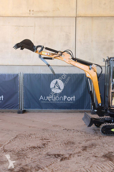 Captok 30C excavator