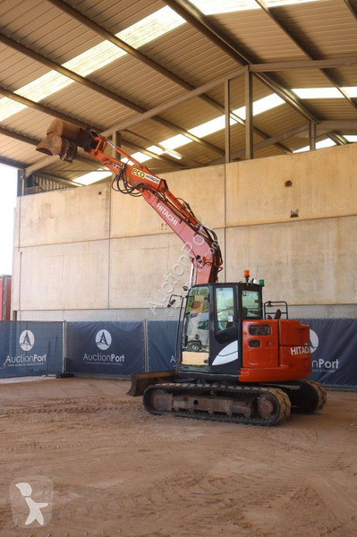 Lopatový nakládač Hitachi Zaxis B-6