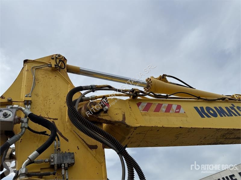 Escavadora Komatsu Wheel Excavator