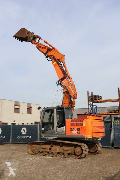 جرافة Hitachi