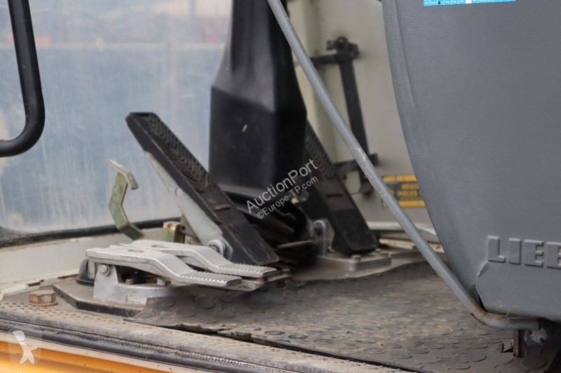 جرافة Liebherr