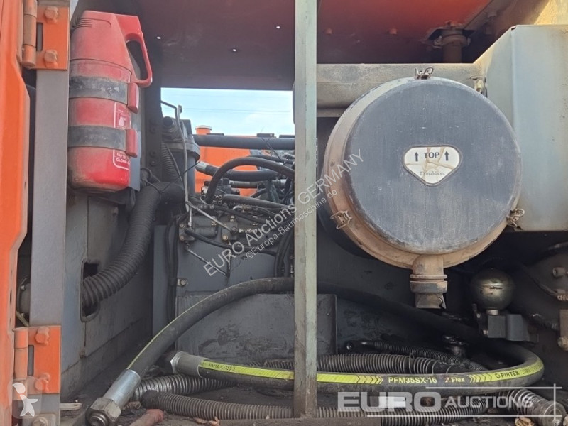 Skovel Hitachi 3