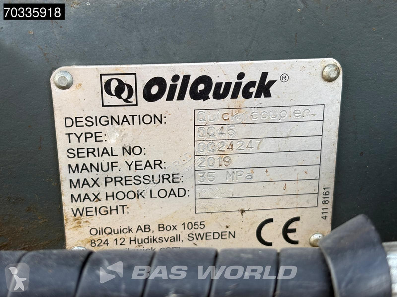 جرافة Wacker Neuson Powertilt