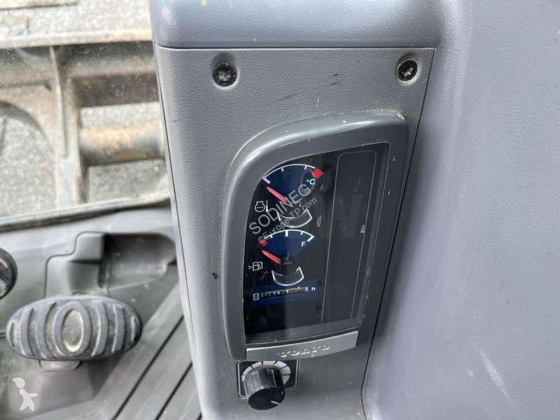Escavadora Volvo