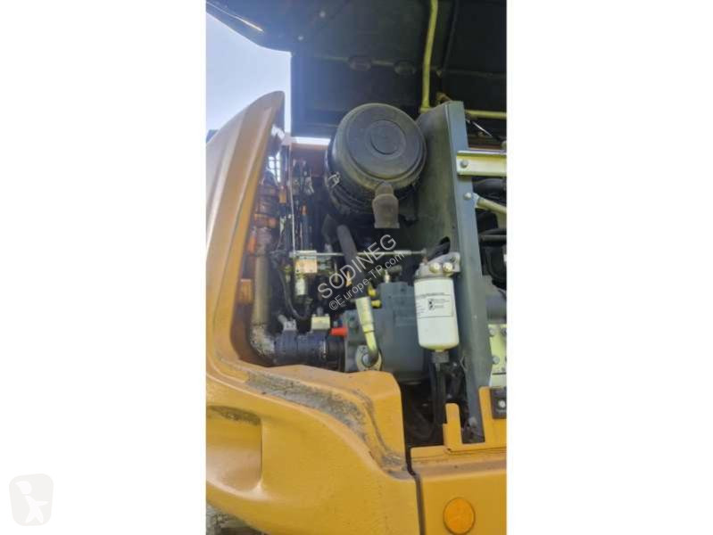 Lopatový nakládač Liebherr A COMPACT